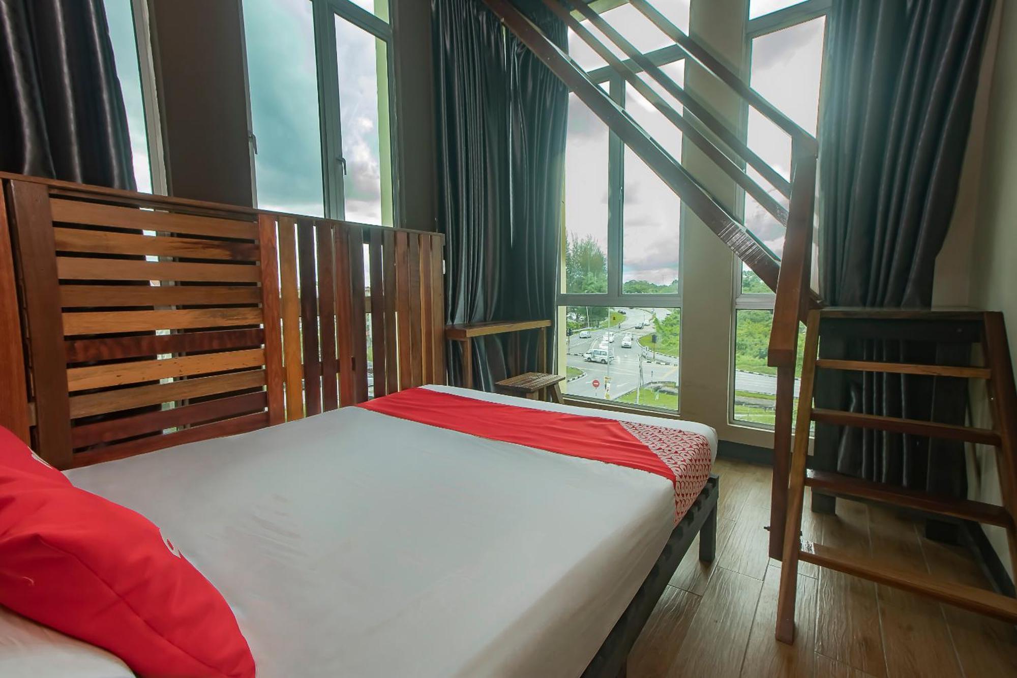 Oyo 90094 Hi Inn 3 Sibu Exterior photo