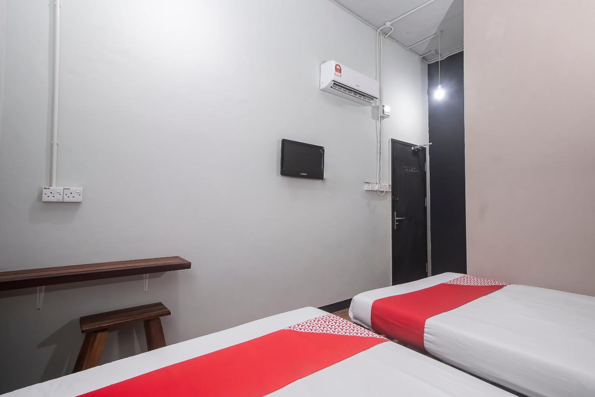 Oyo 90094 Hi Inn 3 Sibu Exterior photo