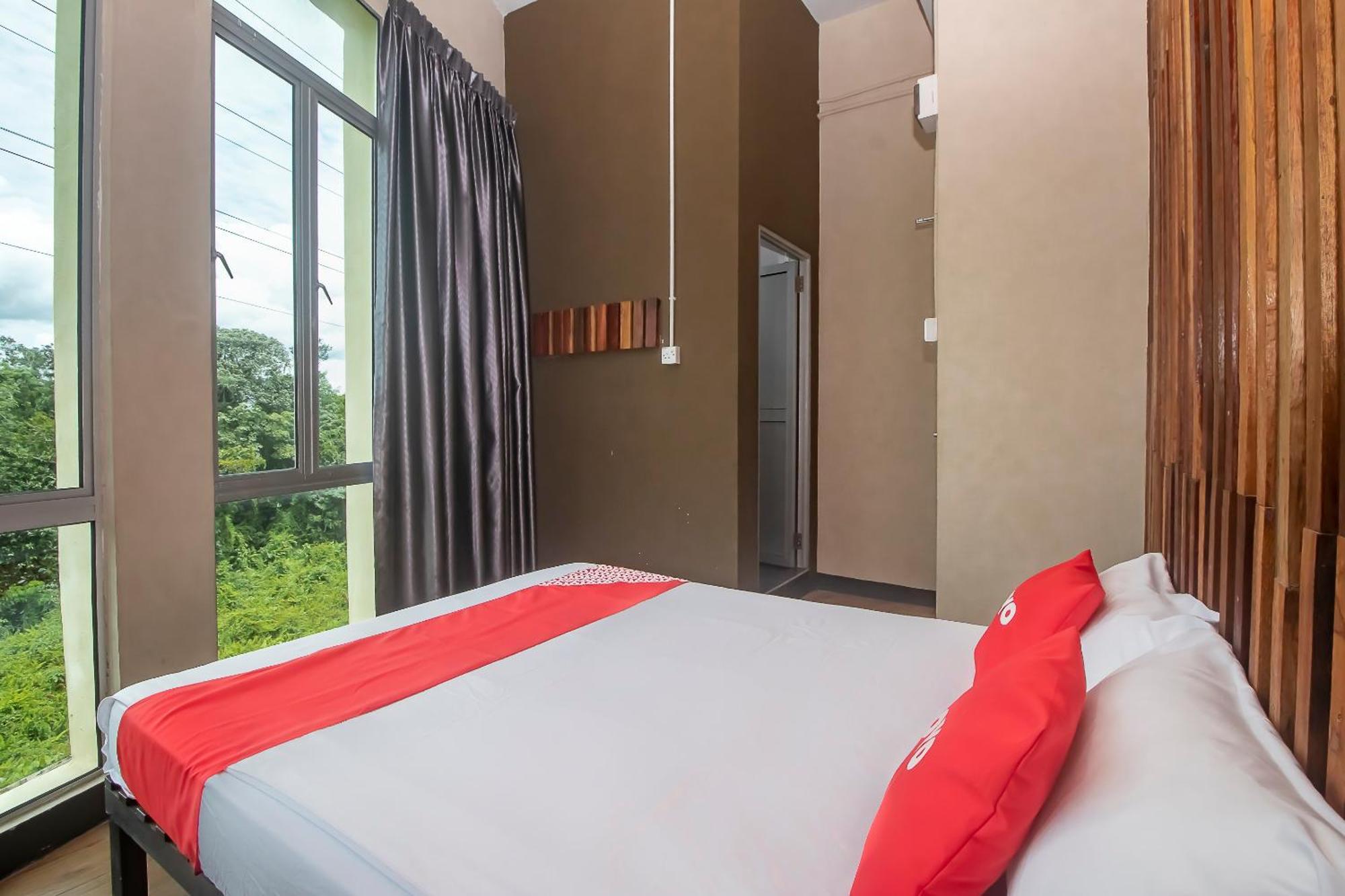 Oyo 90094 Hi Inn 3 Sibu Exterior photo